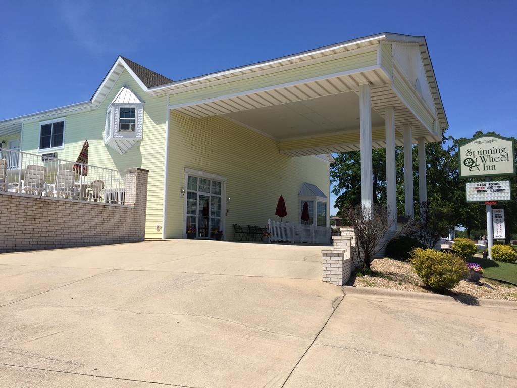 Spinning Wheel Inn Branson Exterior foto