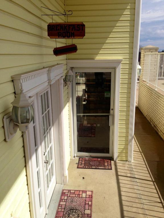 Spinning Wheel Inn Branson Exterior foto